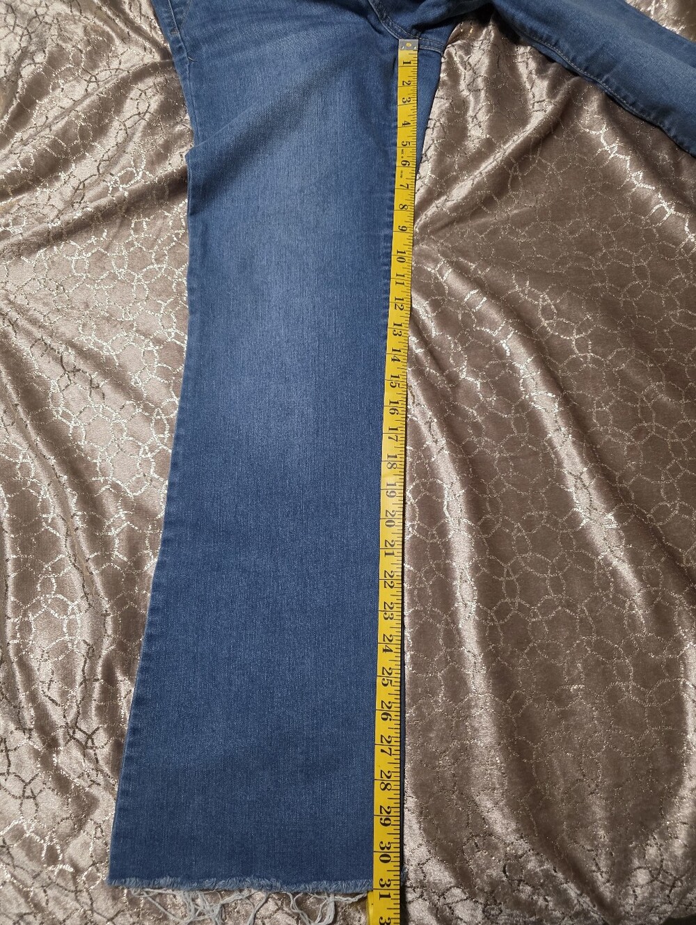 Sincerely Jules Blue High-Rise Flared Jeans with Button Detail, Sz 9 - Picture 6 of 6